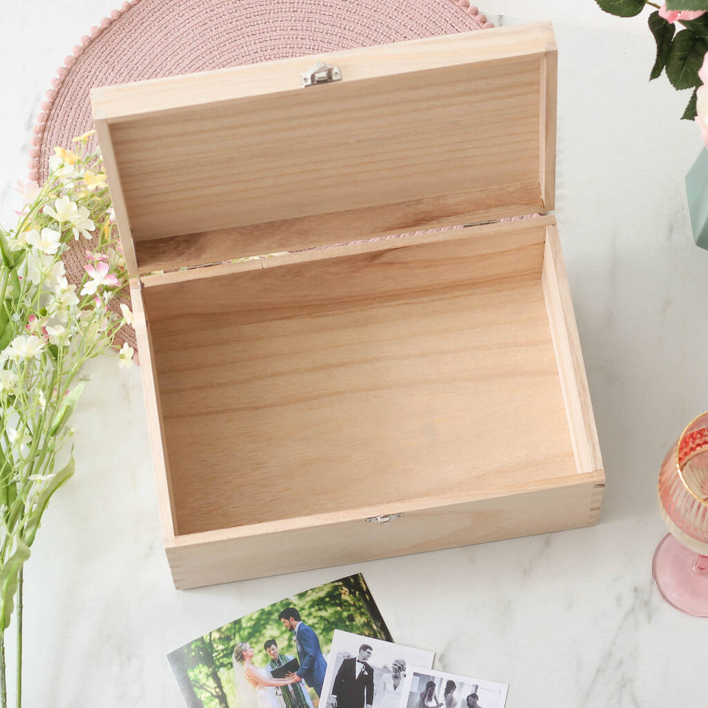 Personalised Garden Keepsake Box For Mum Or Grandma's Shed House And Tree Keepsake Box