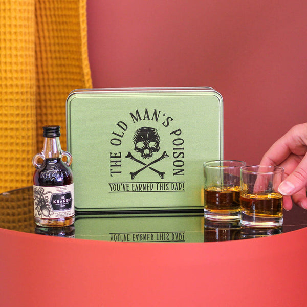 Personalised Skull And Cross Bones Whiskey Gift Set